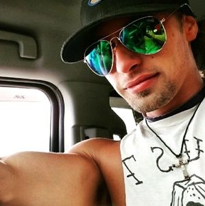 Meet your Posher, Cody